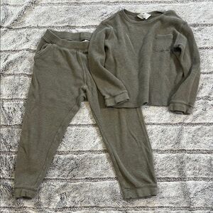 H&M Kids Olive Ribbed Jogger Set